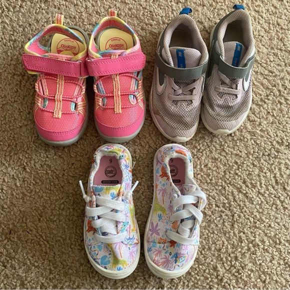Nike Other - Bundle of Shoes, Size 9